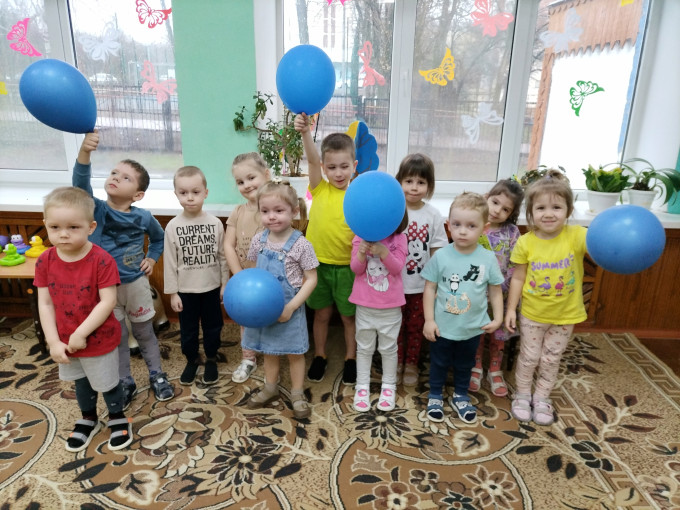 Акция «Подари синий шарик» Акция «Подари синий шарик».